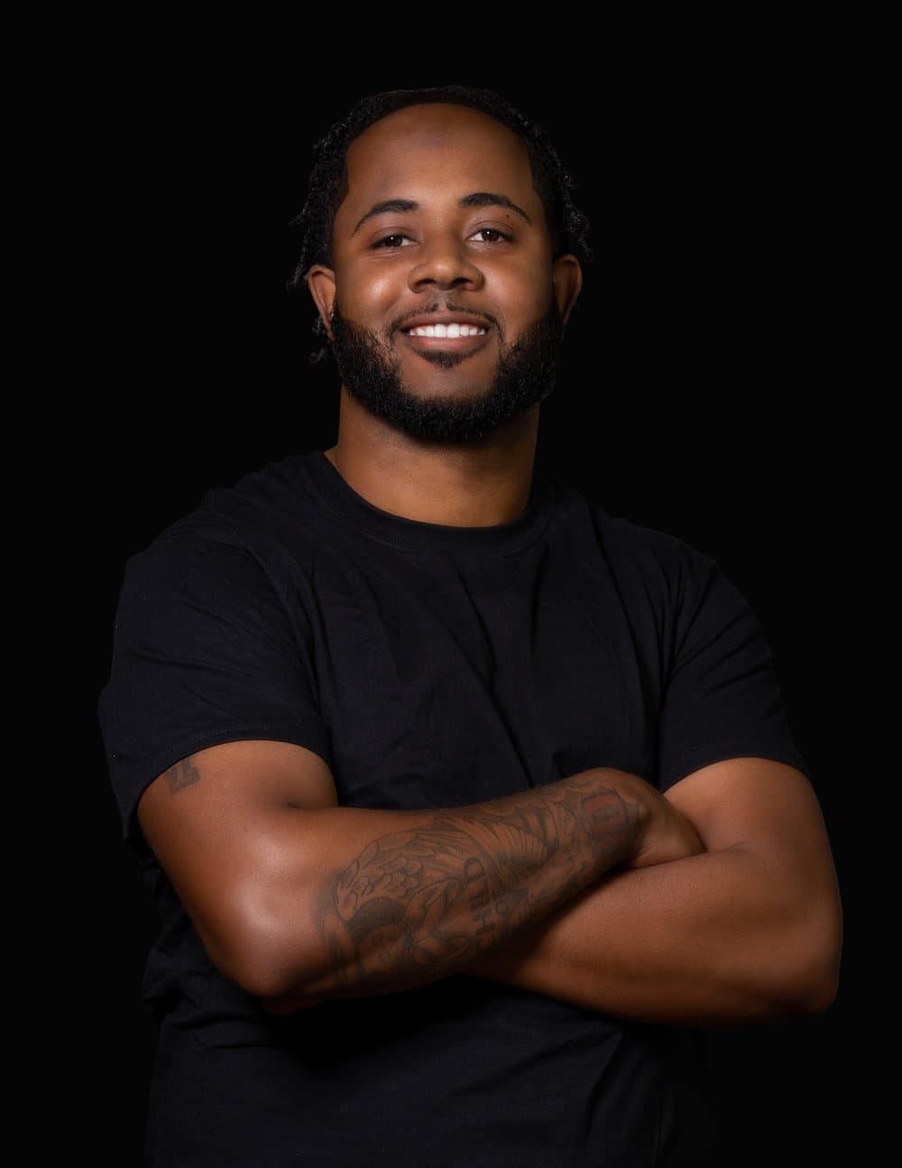 Daniel Brown, barber at Vanzant Barbershop Lounge in Tupelo Daniel Brown, barber at Vanzant Barbershop Lounge in Tupelo