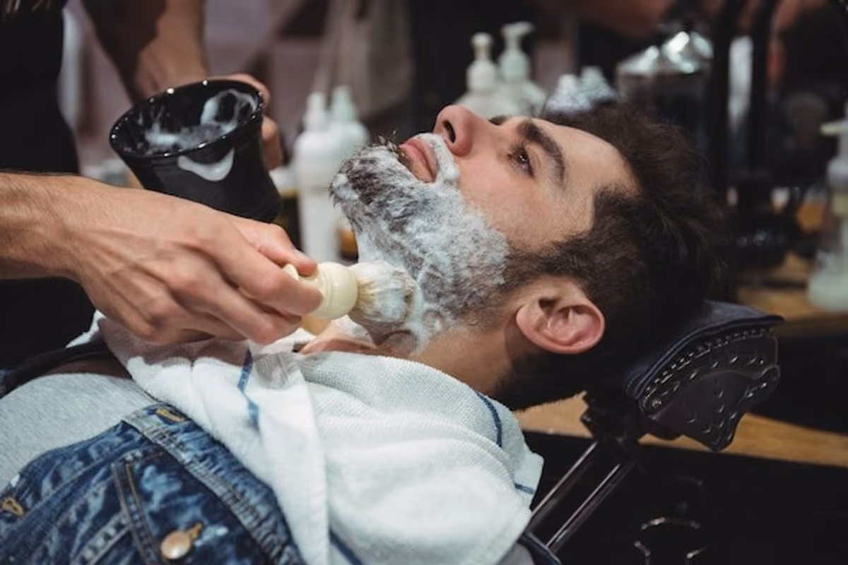 Seasonal Grooming Tips: Summer vs. Winter Care for Men
